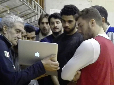 anselmo-con-i-suoi-nuovi-giocatori